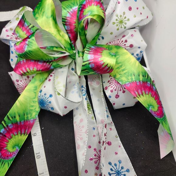 Hand Crafted Colorful Tie-Dye Ribbon Bow - Picture 4 of 6